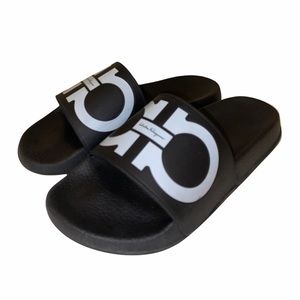 salvatore ferragamo groove logo pool slides